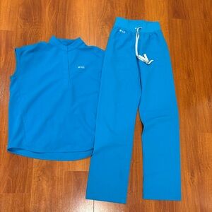 Figs Extreme Blue Scrubs size XXS